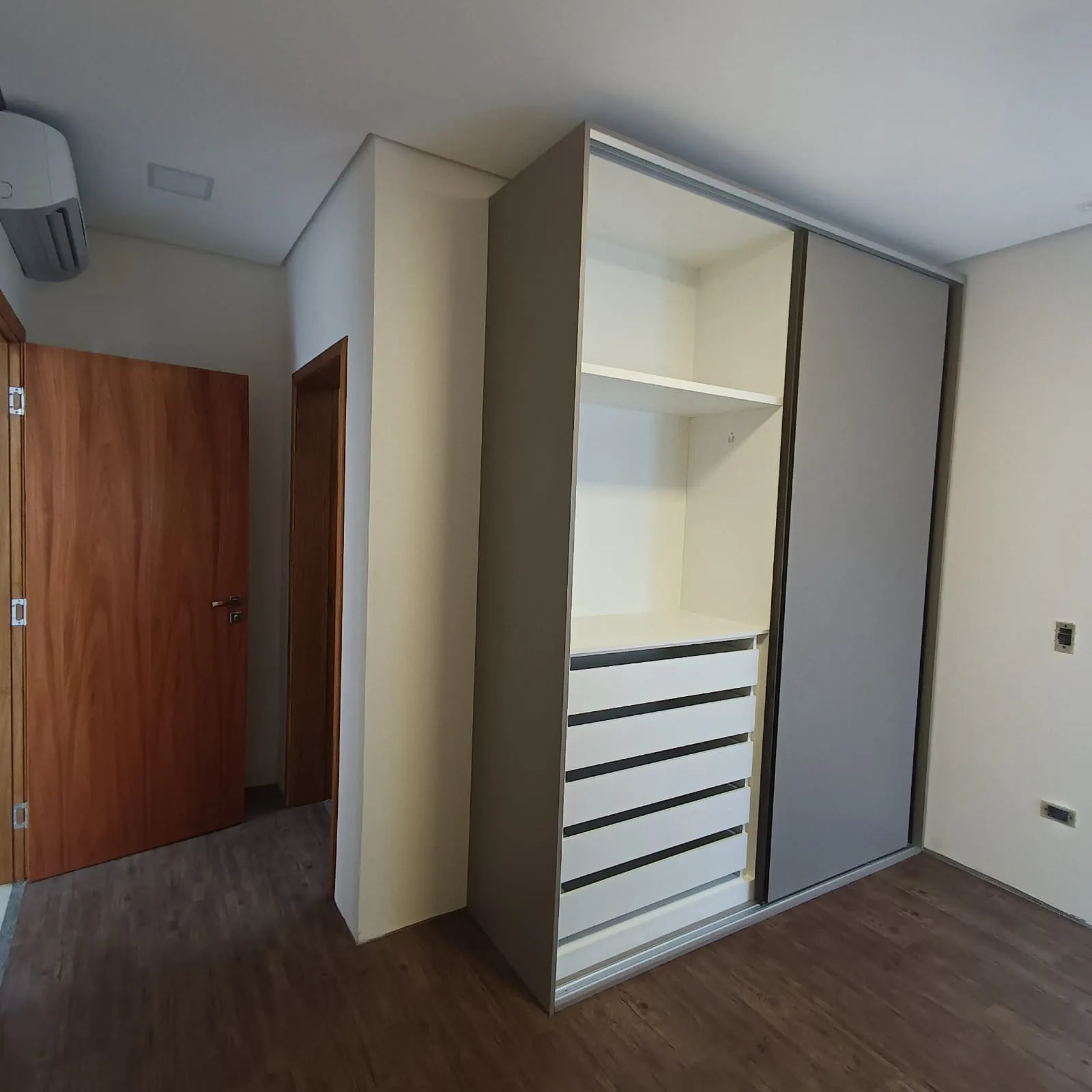 Imagem Casa 3 suites Condomínio Aldeia da Mata- próximo ao Shopping Iguatemi Sorocaba