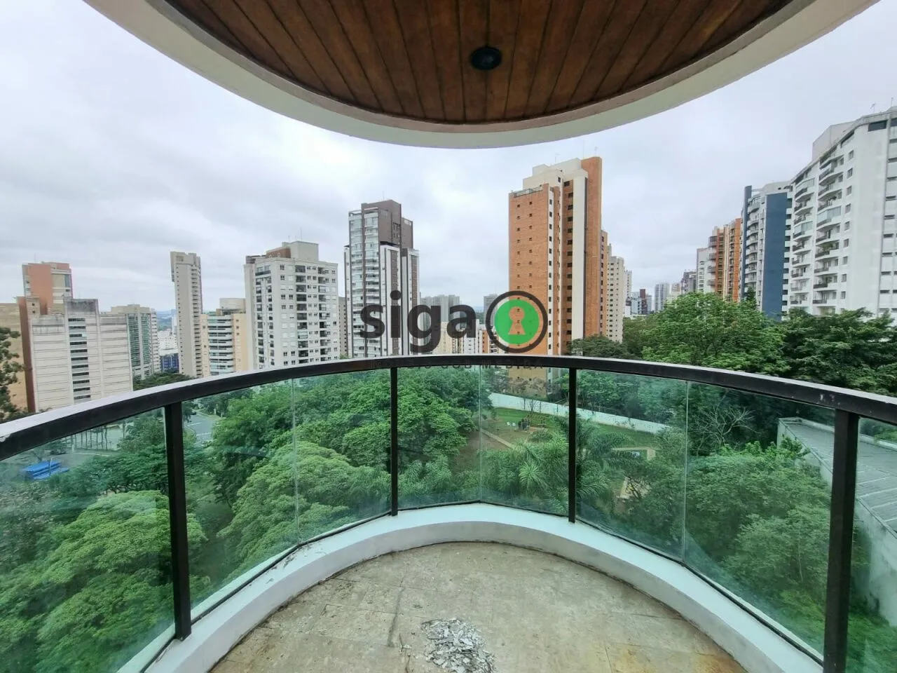 Imagem VENDE no Morumbi (Vila Suzana) Apartamento com 4 suítes, 4 Vagas + Depósito