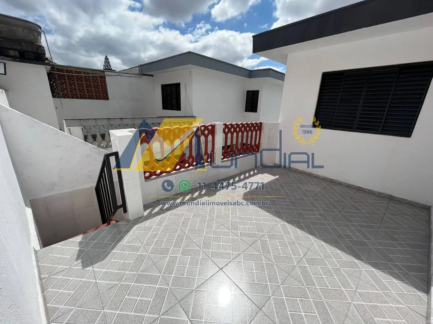 Imagem Alugo Sobrado no Bairro Santa Maria