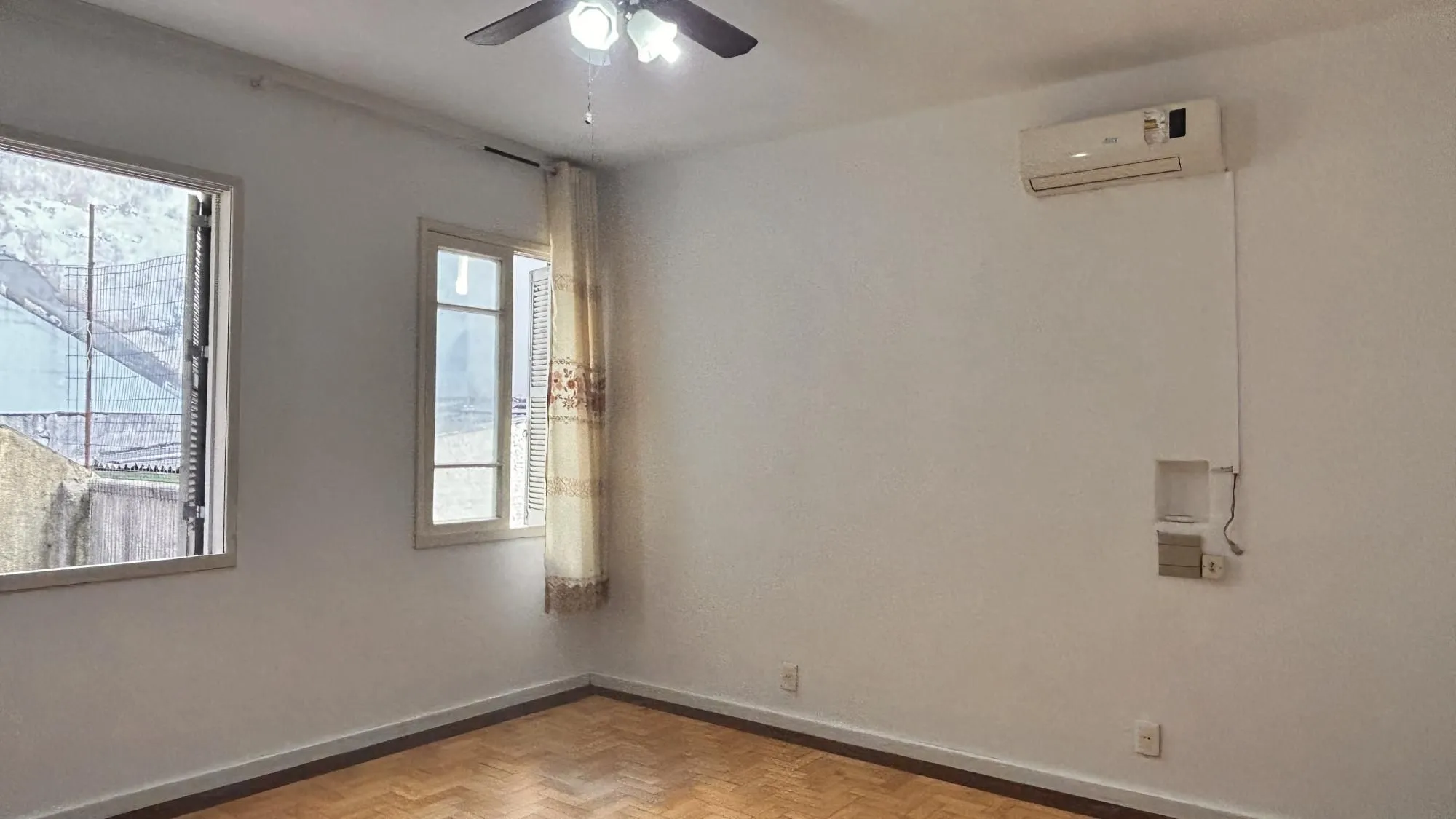 Imagem Apartamento 2 dormitórios com pátio