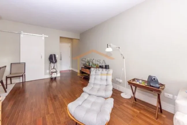 Imagem Apartamento à venda, com 129m², 2 dormitórios, sendo 1 suite e 3 banheiros. Planta ampla e bem di...