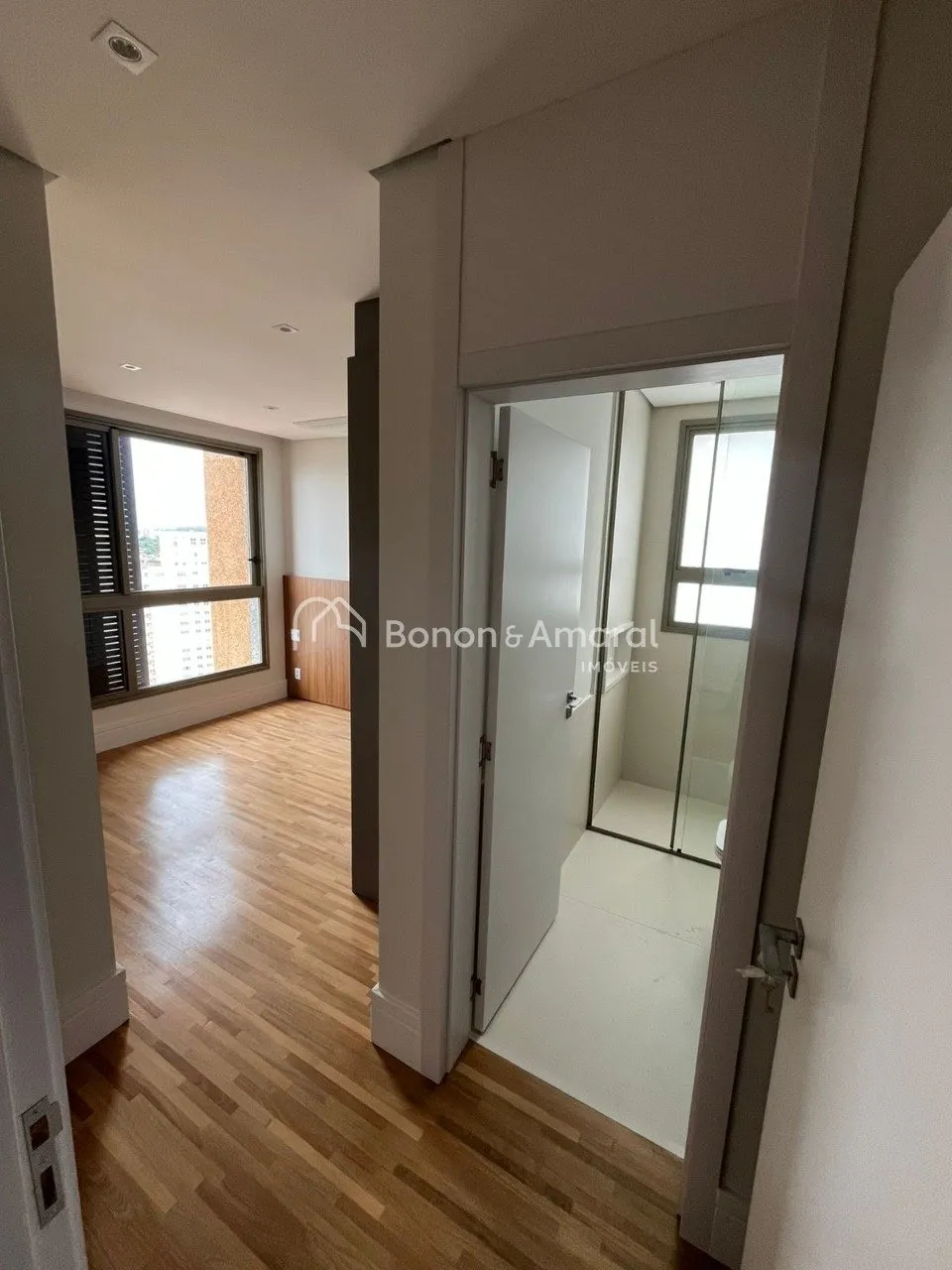 Imagem Apartamento alto padrão no Cambuí - Campinas S.P.