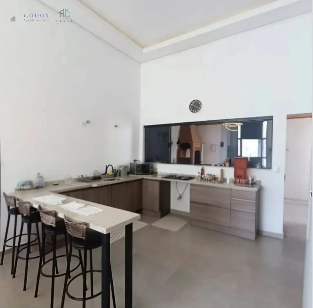 Imagem Casa Moderna com Área Gourmet no Residencial Flamboyant