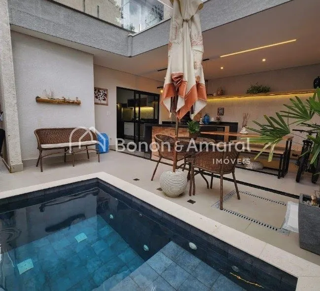 Imagem "Sobrado Moderno com 3 Suítes, Piscina e Área Gourmet no Condomínio Vila Murano - Valinhos"
