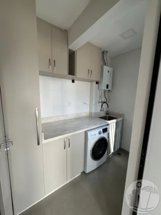 Imagem Sobrado Duplex na Praia dos Amores: Conforto e Sofisticação!