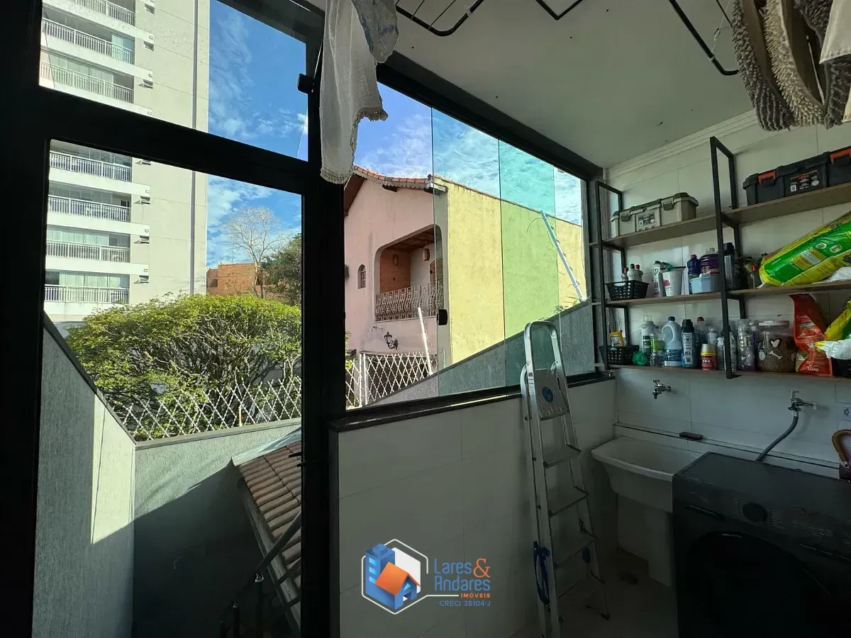 Imagem Sobrado para venda em Penha de França com 3 quartos, sendo 1 suíte, 15,715m²
