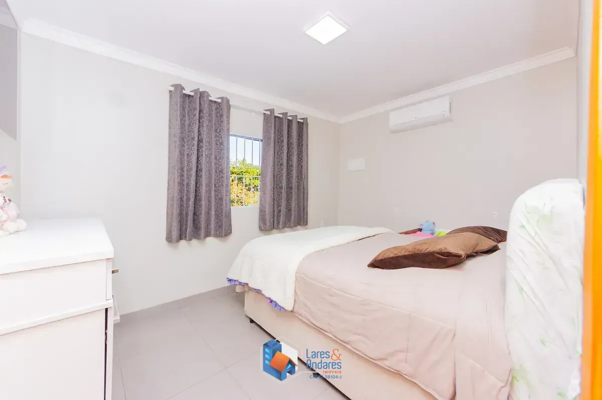 Imagem Casa para venda em Jardim Marisa com 3 quartos, 114m²