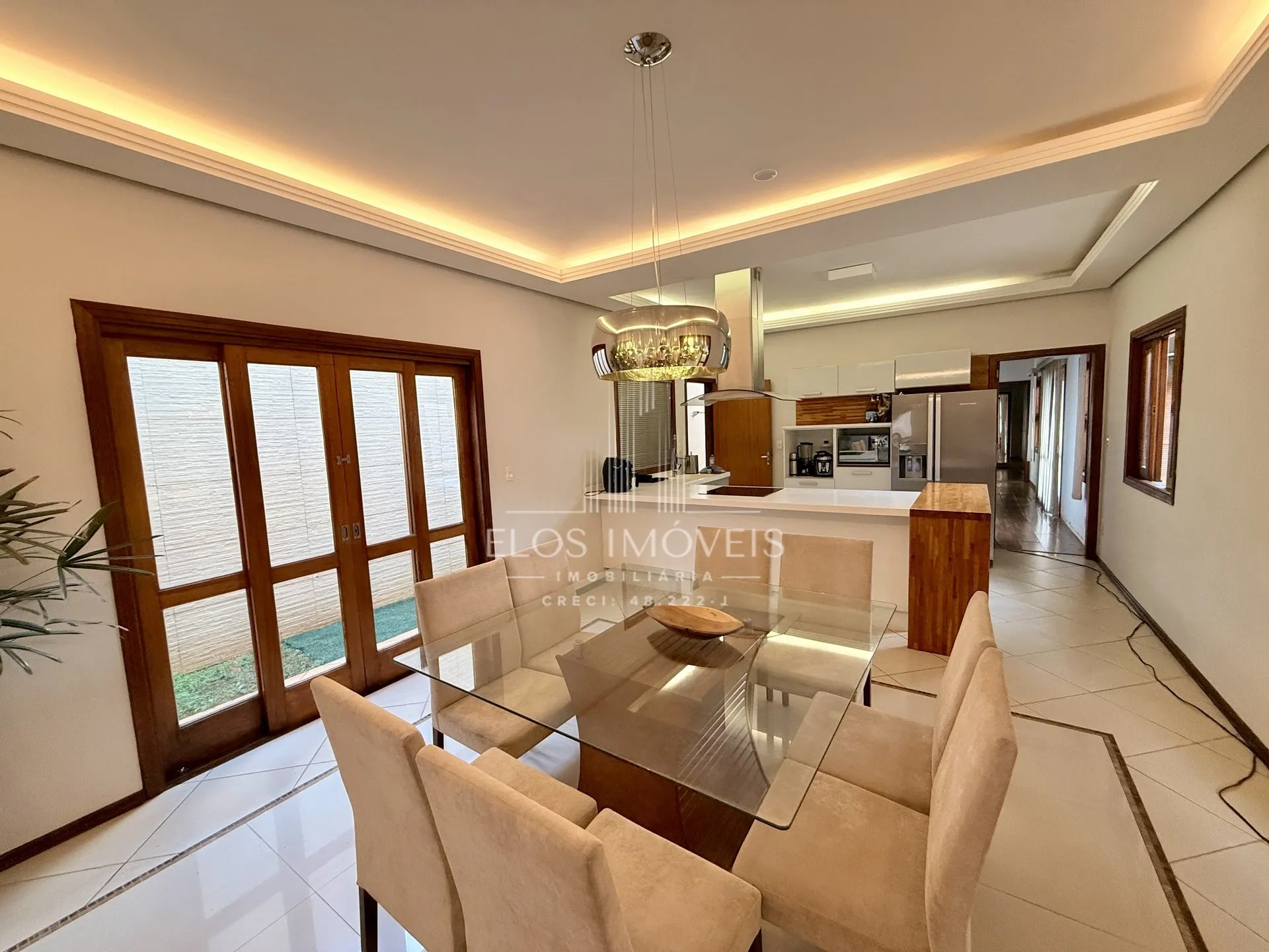 Imagem Casa de 3 quartos, 220m² no bairro Vila Limeirânea, em Limeira