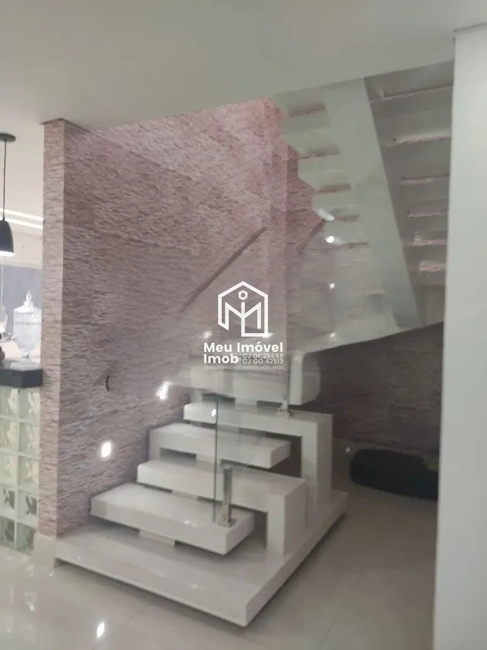 Imagem Casa 3 Suítes 9 Vagas 350m² Rua 1 Vicente Pires
