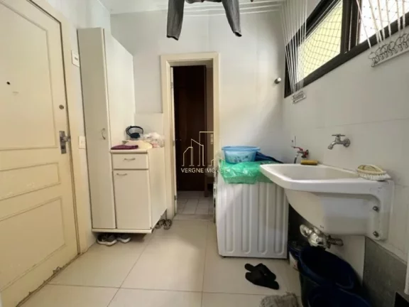 Imagem Lindo apartamento amplo e bem localizado com quatro quartos varandão a venda no itaigara