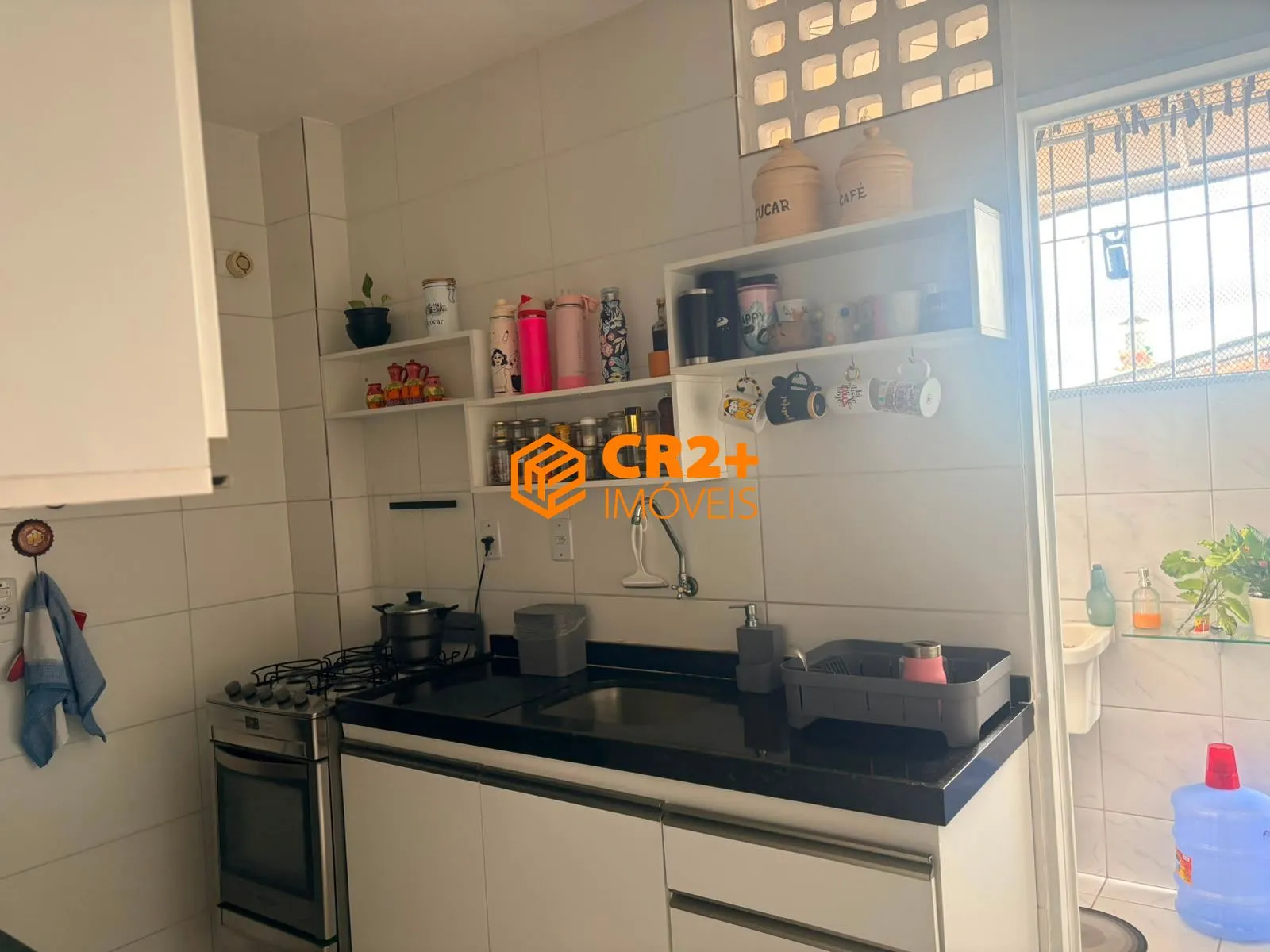 Imagem Vendo Apartamento com 77m² na Tamarineira