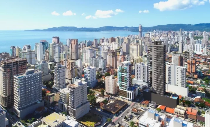 Imagem Apartamento à Venda no URBAN BEACH RESIDENCE em Itapema, Meia Praia, com 3 quartos, 130m2 na Rua 260 A