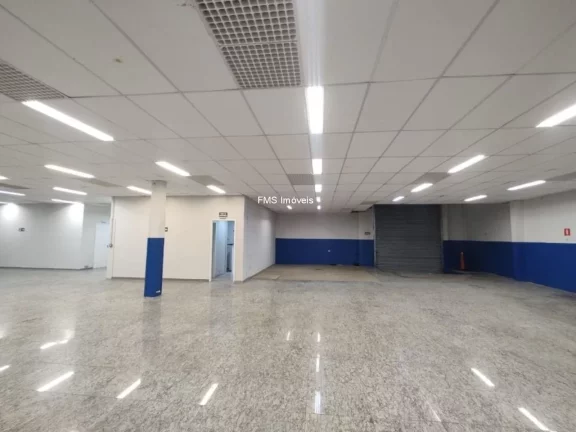 Imagem Salão comercial com 712m2 de área total em São Bernardo do Campo.