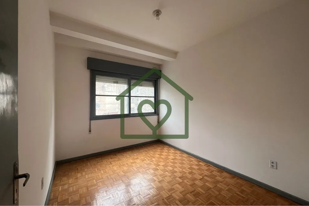 Imagem Descubra este incrível apartamento no Centro Histórico de Porto Alegre, disponível para venda. Lo...