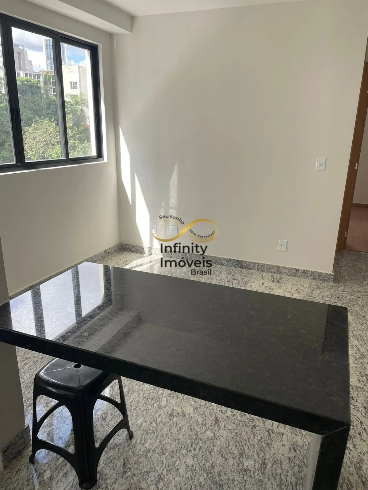 Imagem Bernardo Guimaraes - Apartamento à venda no bairro Boa Viagem - Belo Horizonte/MG