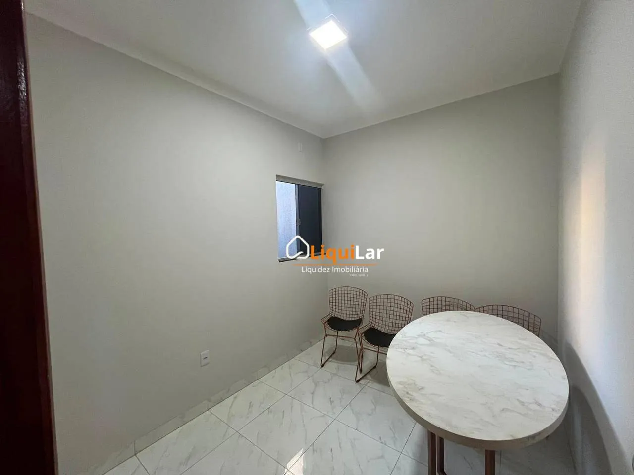 Imagem Casa Moderna com Pé Direito Duplo - Figueiras do Parque (Região São Conrado)