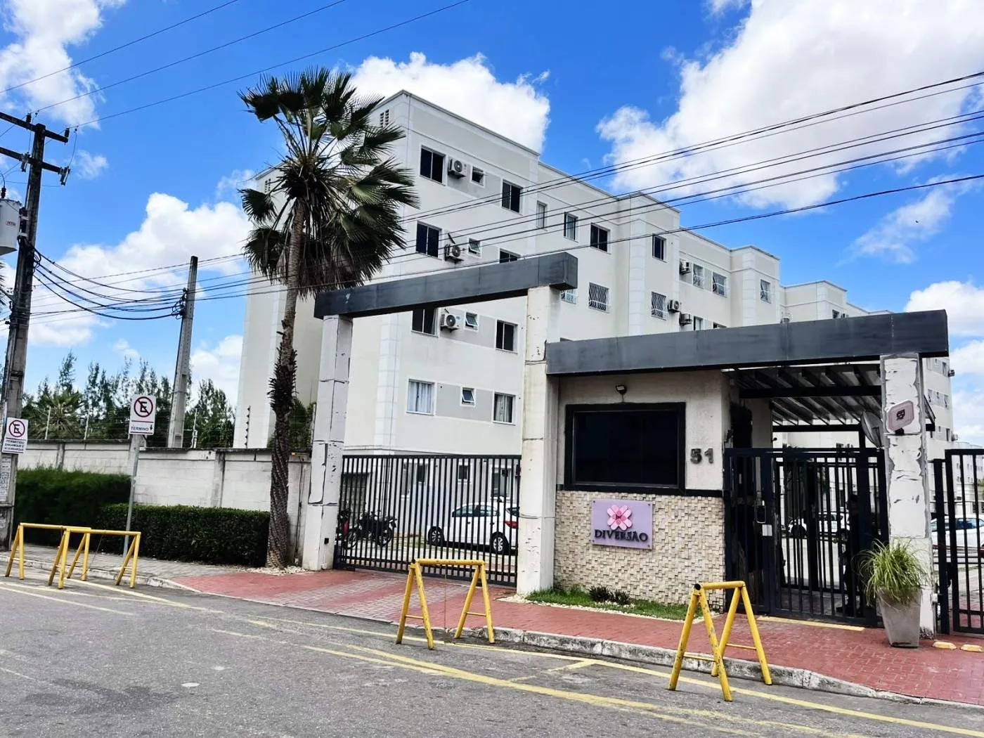 Imagem Apartamento para Venda em Fortaleza, Maraponga, 2 dormitórios, 1 banheiro, 1 vaga