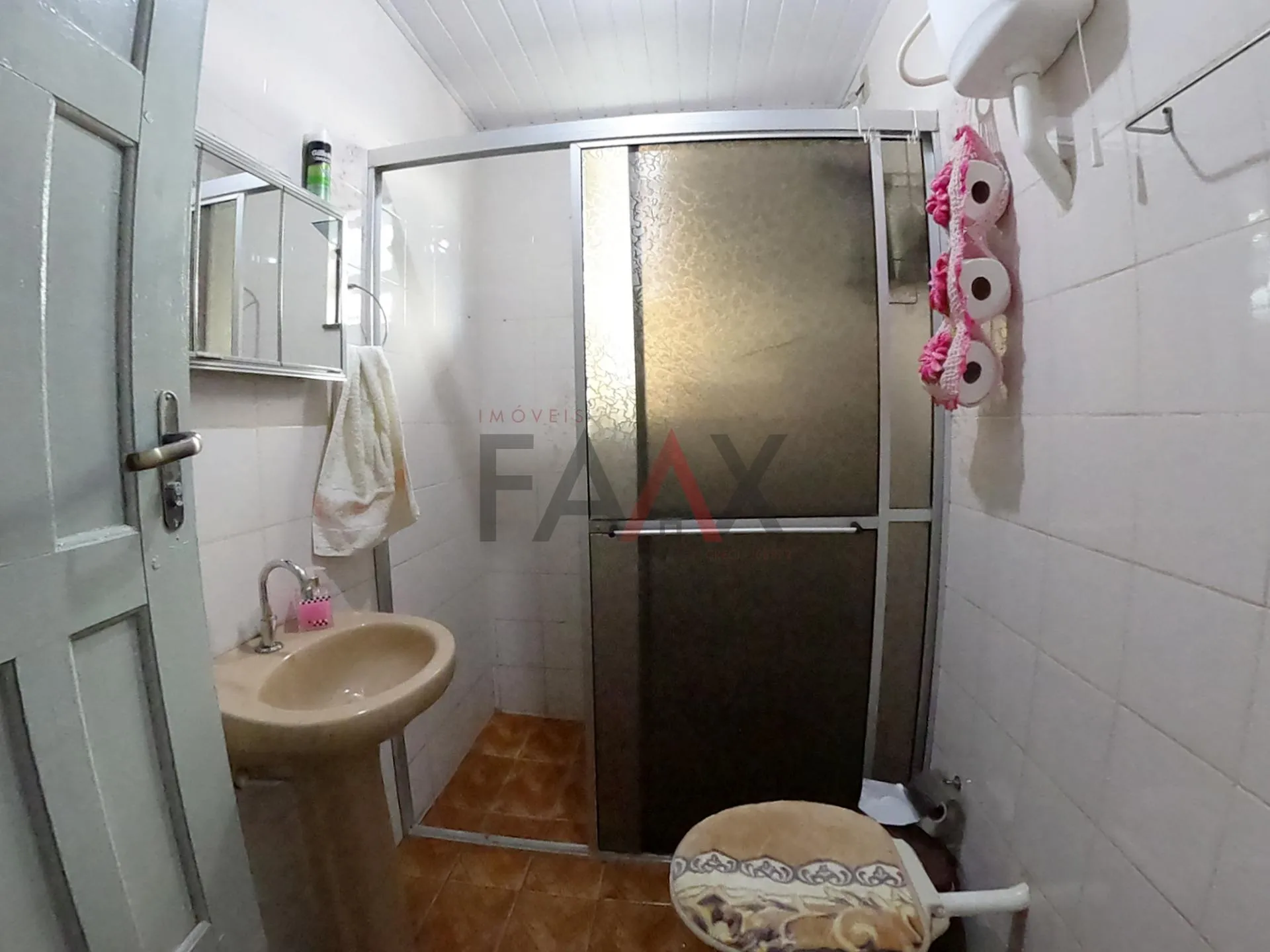 Imagem Otima casa para Venda no bairro Santa Cruz Contendo: 01 Cozinha: 04 Quartos