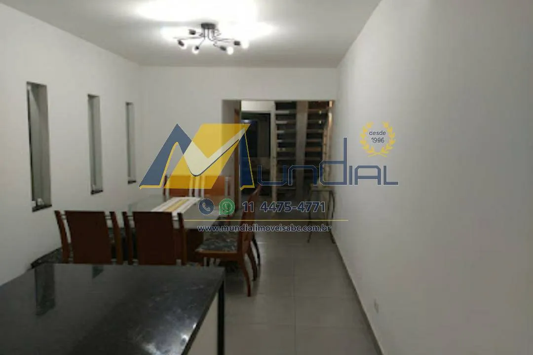 Imagem Sobrado espaçoso, recém-reformado, pronto para morar!