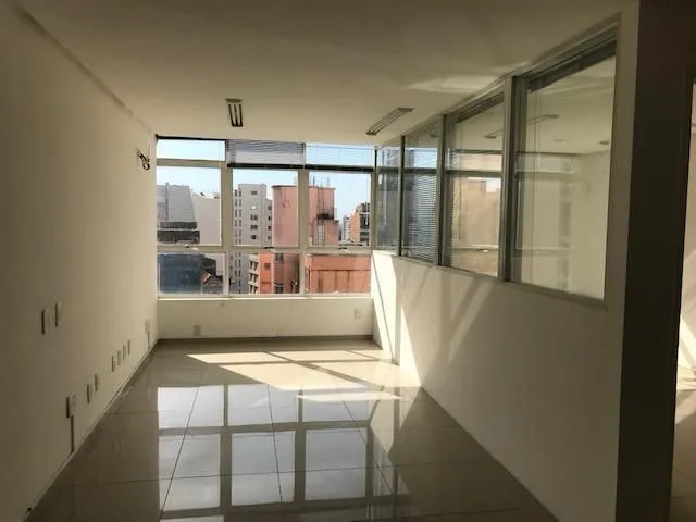Imagem Sala comercial à venda em Porto Alegre, Centro Histórico