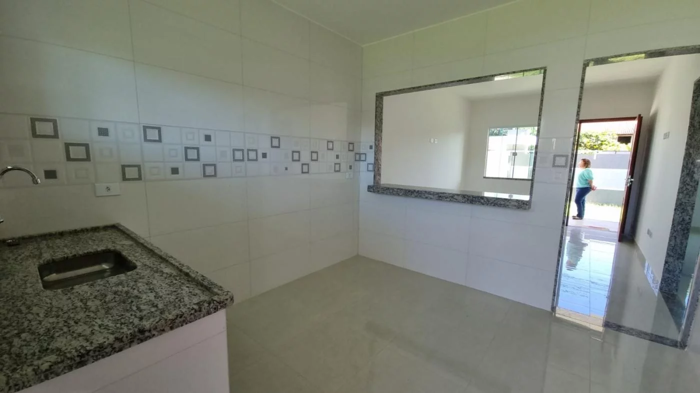 Imagem Casa para Venda em Saquarema, JACONE, 2 dormitórios, 1 banheiro, 4 vagas