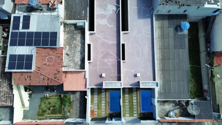 Imagem Casa Individual com piscina à Venda no Residencial Centro da Serra