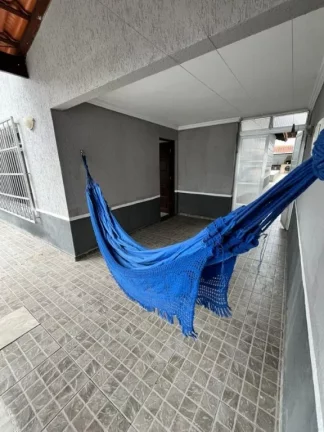 Imagem Vendo casa com 362 mts de área útil, piscina 4x7, barzinho de tijolinho e mármore + EDÌCULA com 2 dormitórios, banheiro Sistema de captação de energia própria fotovoltáica