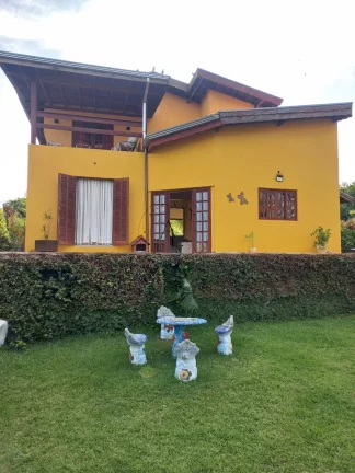 Imagem Chácara à Venda com 3 Dormitórios, 2 Banheiros e 1000m2 de Área Total – Conforto e Espaço para Toda a Família!