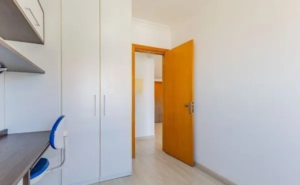 Imagem Apartamento no Centro de 2 dormitórios e 2 vagas DESOCUPADO