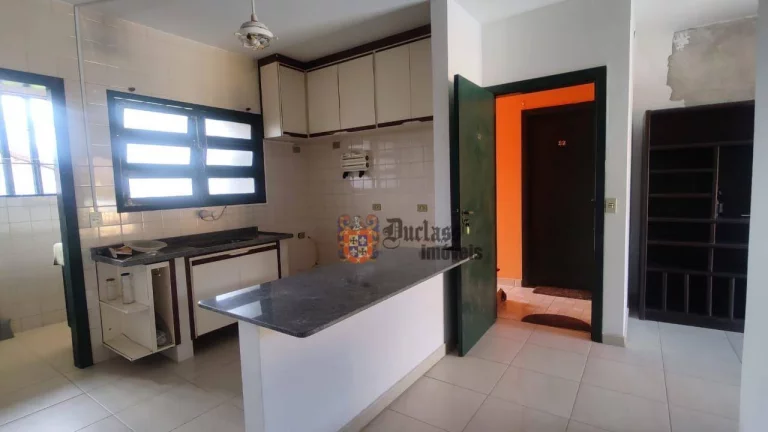 Imagem Apartamento com 2 dormitórios à venda, 60 m² por R$ 450.000,00 - Praia da Maranduba - Ubatuba/SP