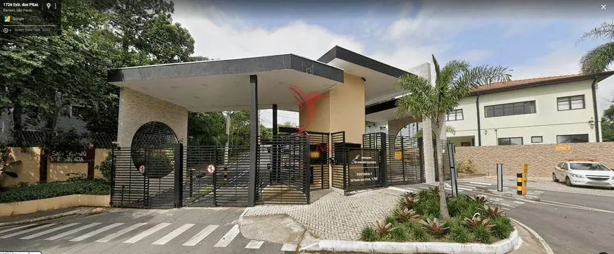 Imagem Casa com piscina a venda no Condomínio São Fernando Residência em Barueri/SP