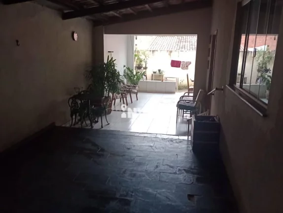 Imagem Casa à venda no Setor Garavelo - Aparecida de Goiânia/GO