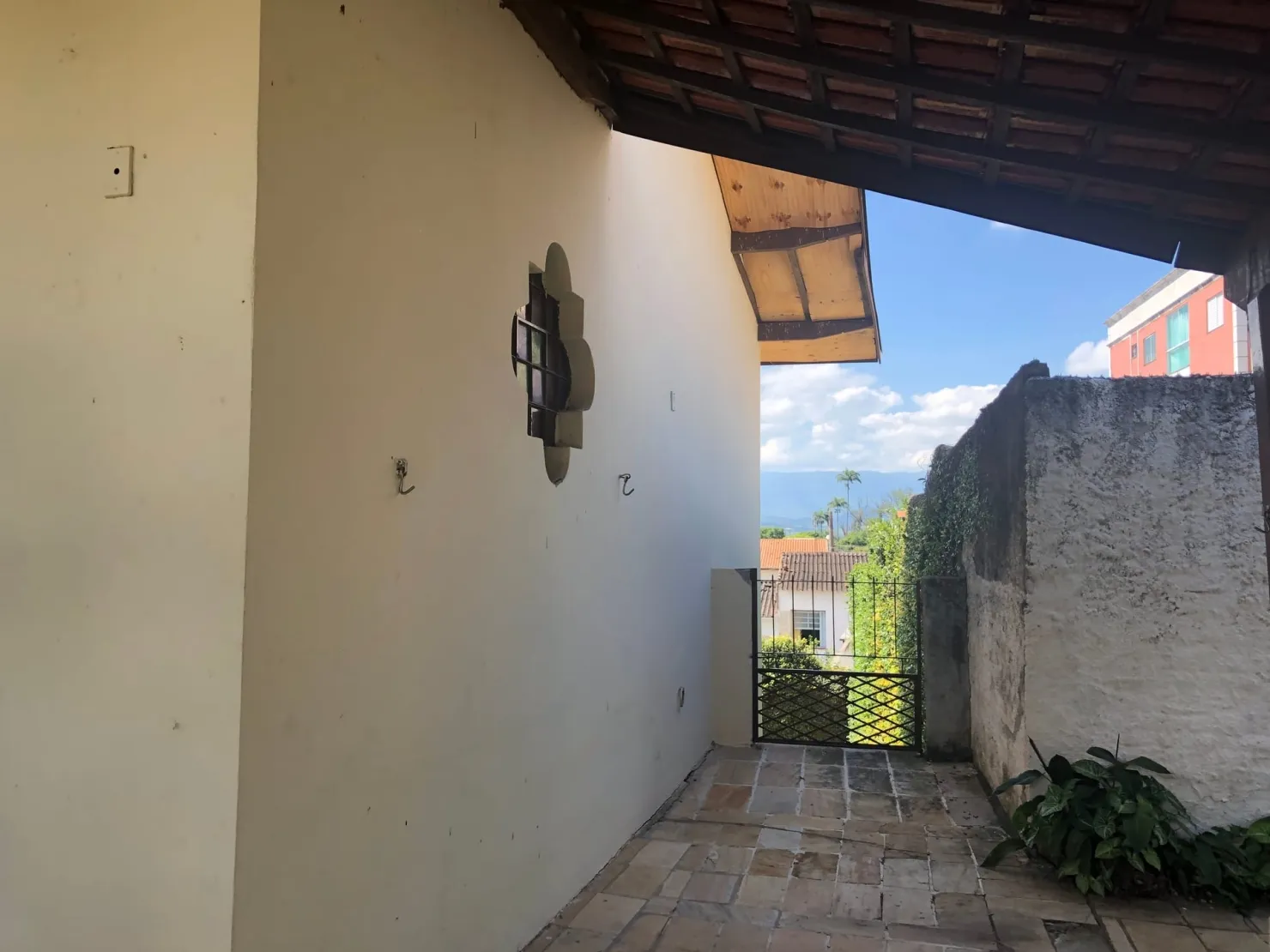 Imagem Comercial à venda 4 Quartos, 2 Suites, 8 Vagas, 786M², Jardim Boa Vista, Pindamonhangaba - SP