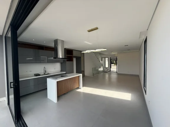 Imagem Linda Casa de 3 Suítes, Sauna, Piscina, Cascata Deslumbrante