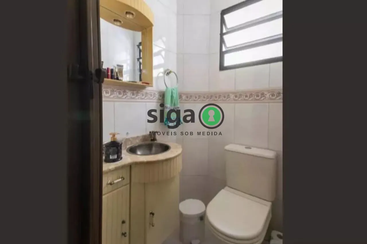 Imagem Casa mobiliada na Vila Clementino com varanda e espaço ideal para famílias.