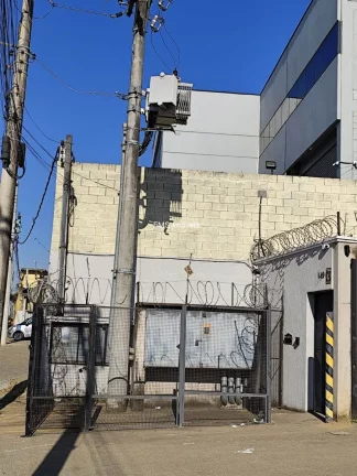 Imagem Galpão com 2500m2 em Itaquaquecetuba/SP