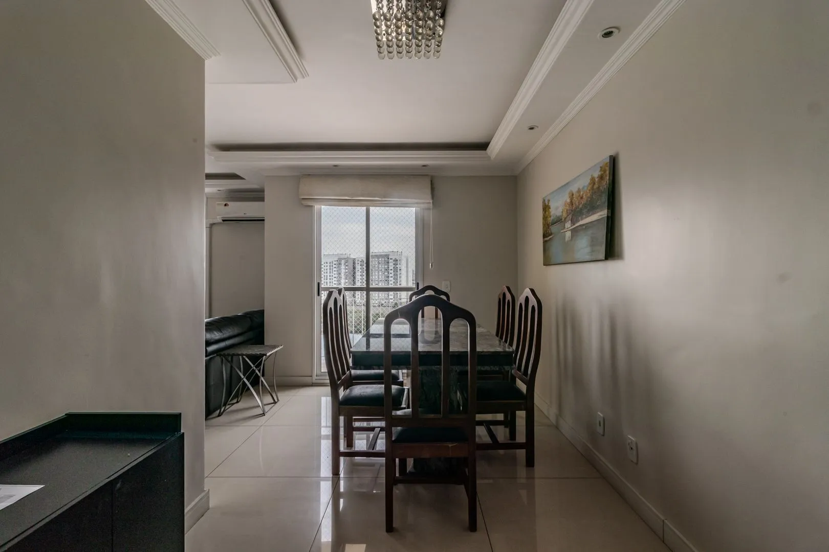 Imagem MÁFFER IMÓVEIS ALUGA LINDO APARTAMENTO 2 DORMITÓRIOS MOBILIADO COM GARAGEM NA AV. ASSIS BRASIL, PRÓXIMO AO SHOPPING LINDÓIA