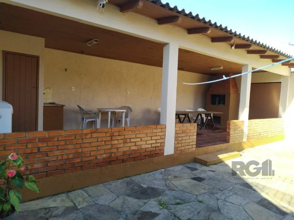 Imagem Casa térrea em ótimo estado.