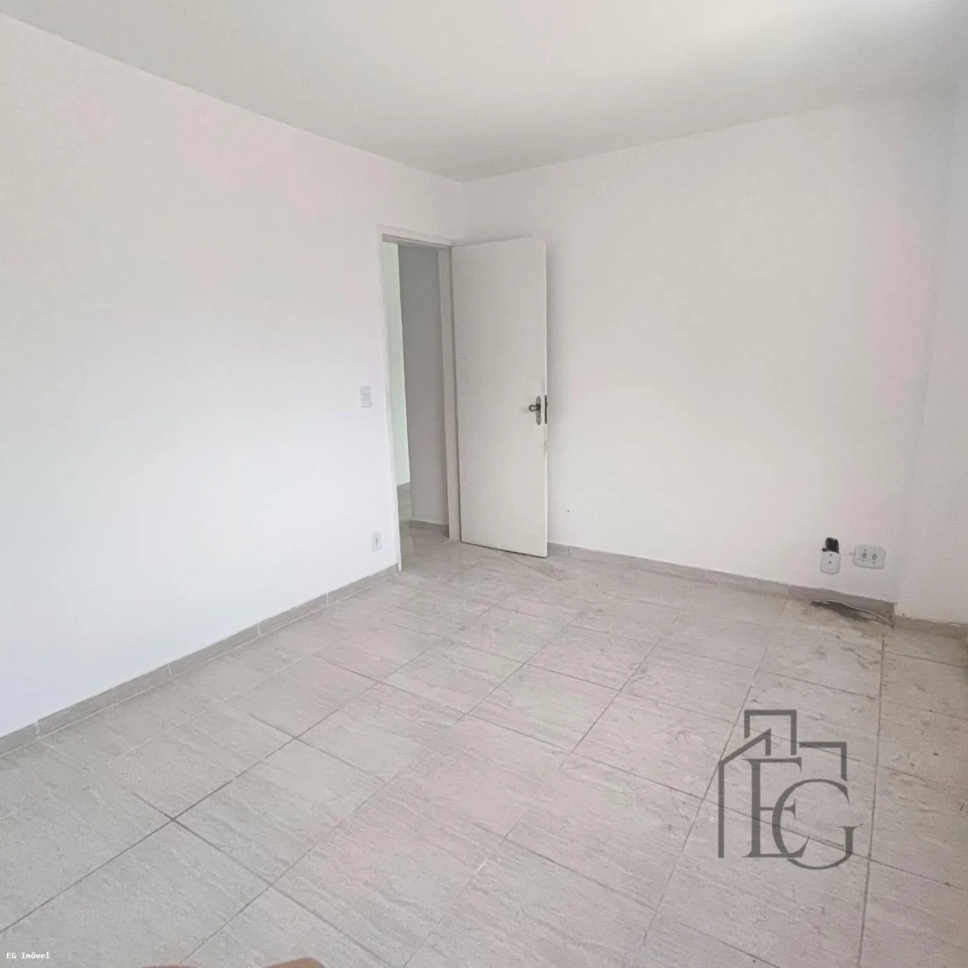 Imagem Apartamento para Venda em Araruama, Parque Hotel, 2 dormitórios, 1 suíte, 1 banheiro