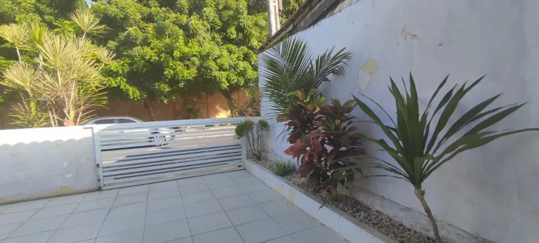 Imagem Casa de Condomínio com 3 Quartos para Alugar, 1 m² em Turu - São Luís