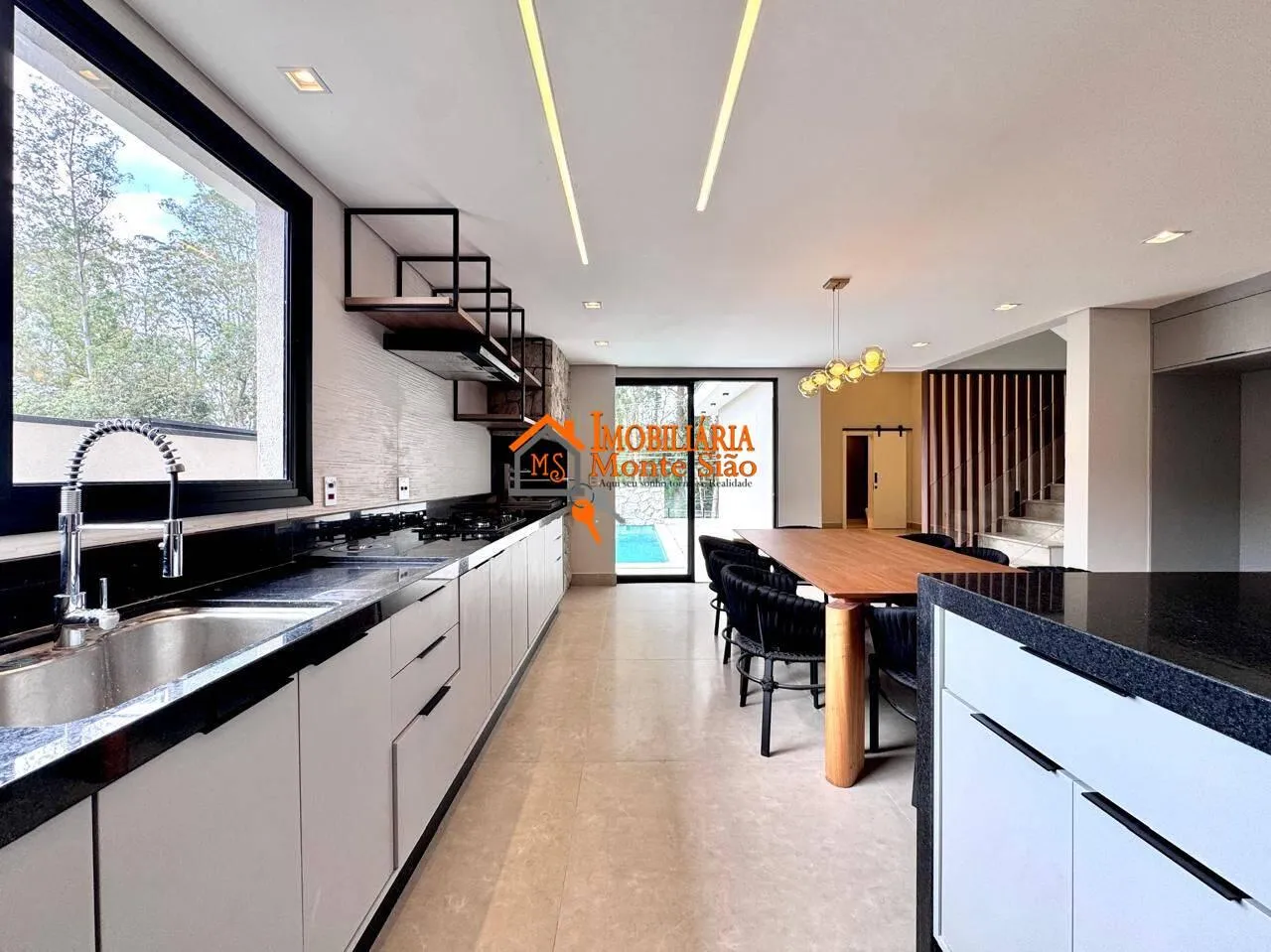 Imagem Sobrado com 4 dormitórios à venda, 380 m² por R$ 3.990.000 - Cidade Parquelandia - Mogi das Cruzes/SP