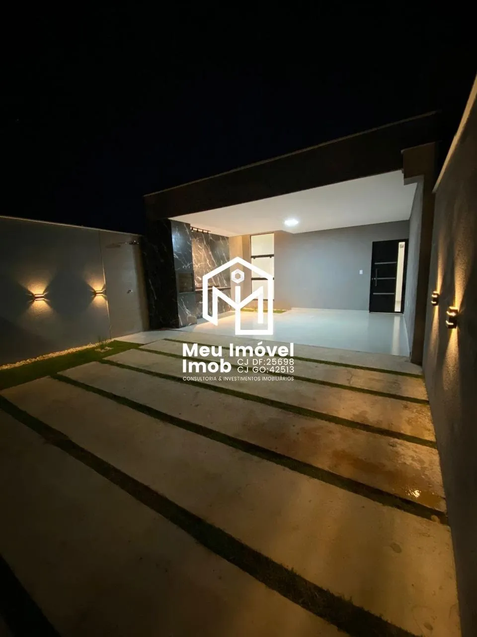 Imagem Casa 03 Quartos 1 Suíte 3 Vagas 120m² Luziânia/GO