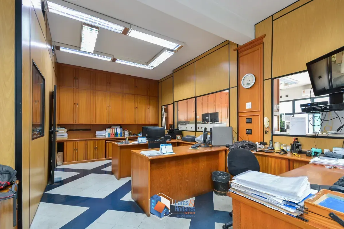 Imagem Casa comercial para venda em Paraíso, 750m²