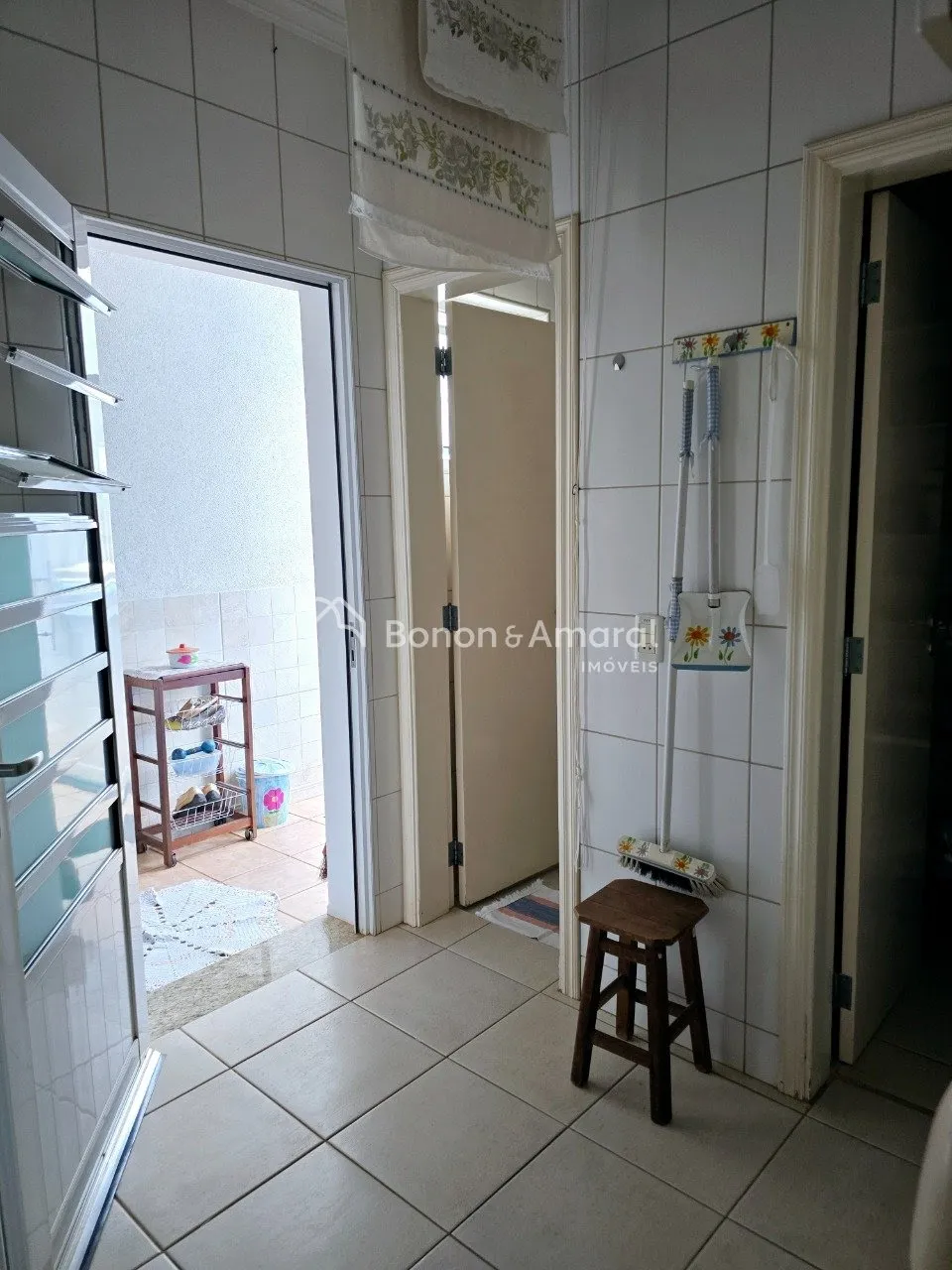 Imagem Casa Sobrado com 4 quartos ( sendo 2 suítes), no Condomínio Okinawa, Paulínia