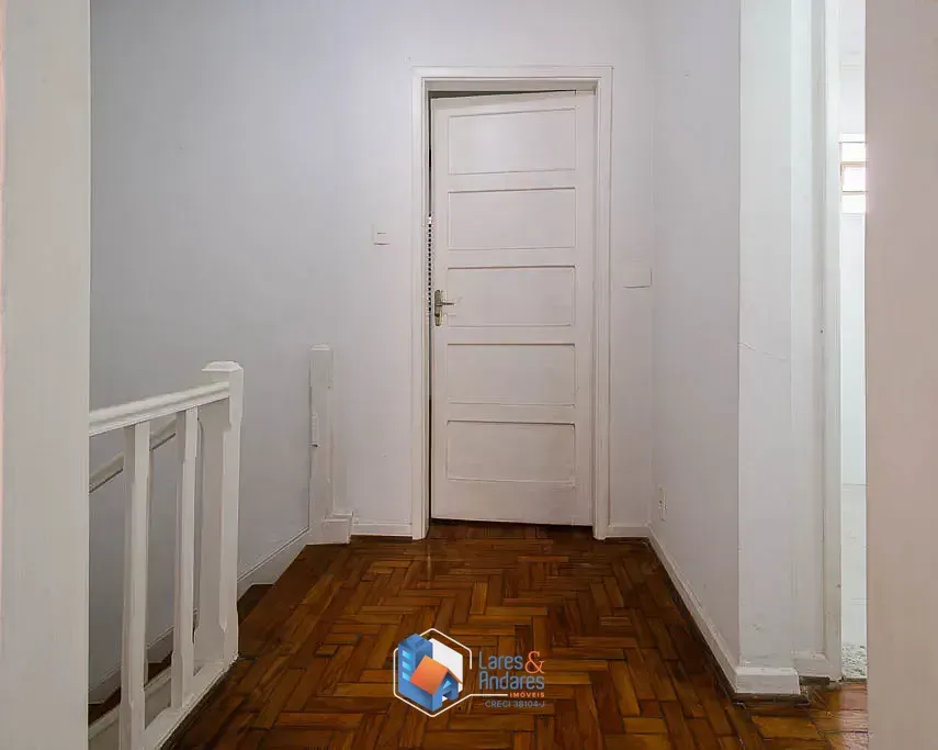 Imagem Sobrado para venda em Água Branca com 3 quartos, sendo 1 suíte, 126m²
