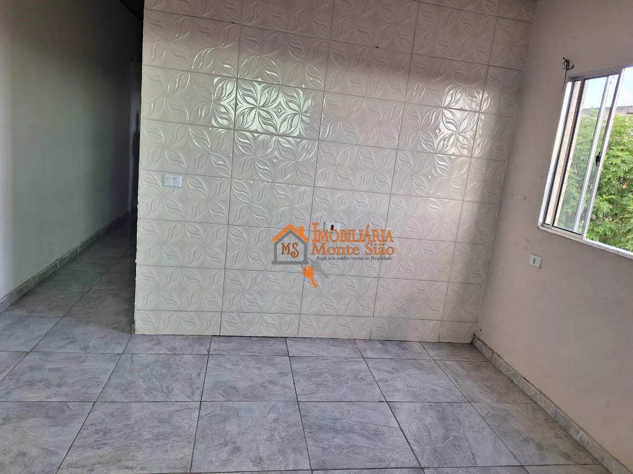 Imagem Casa com 4 dormitórios à venda, 140 m² por R$ 320.000,00 - Jardim dos Pimentas - Guarulhos/SP