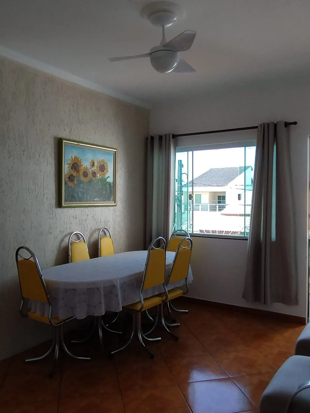 Imagem Casa Ampla e Confortável com 5 Dormitórios no Parque Jataí II-
