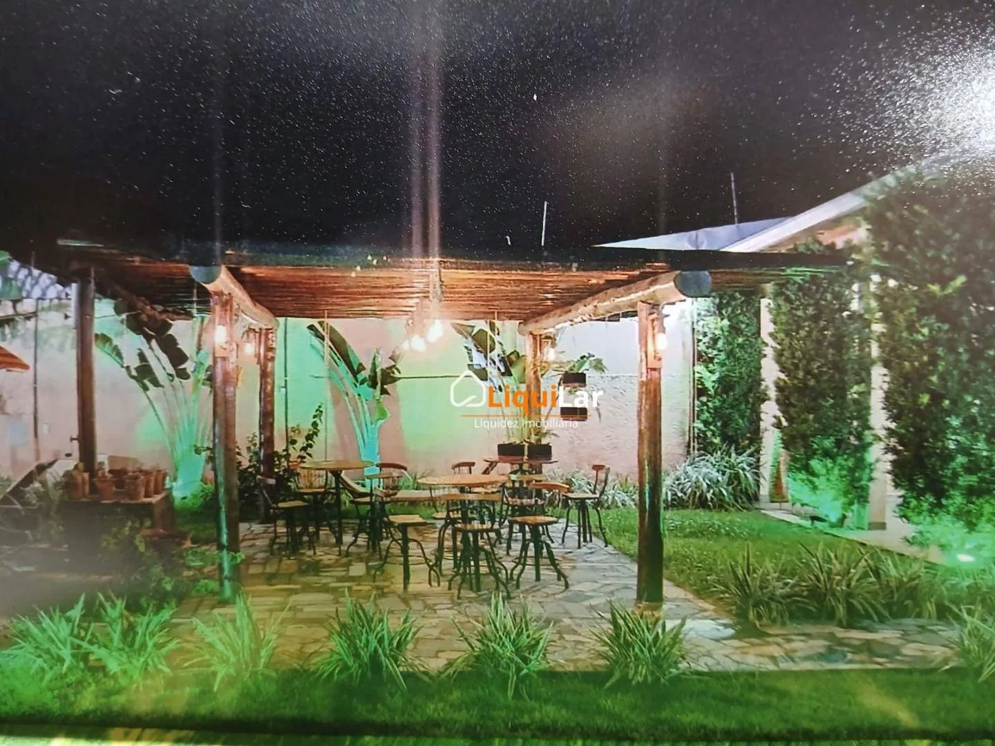Imagem Casa a Venda com Salão de Festas