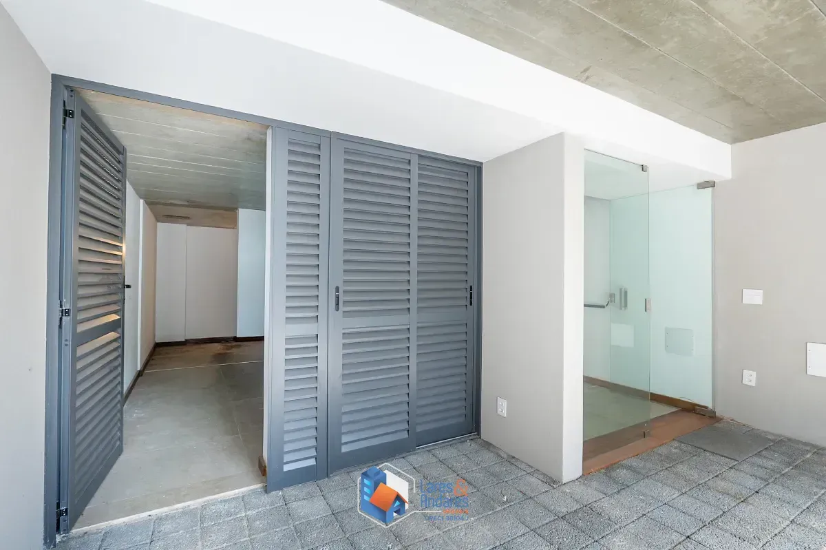Imagem Casa para venda em Vila Madalena com 3 quartos, sendo 3 suítes, 278m²