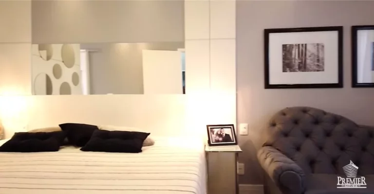 Imagem LINDÍSSIMA CASA À VENDA NO VILLAGGE MEDEIROS - PROJETADA POR DESIGNER DE INTERIORES